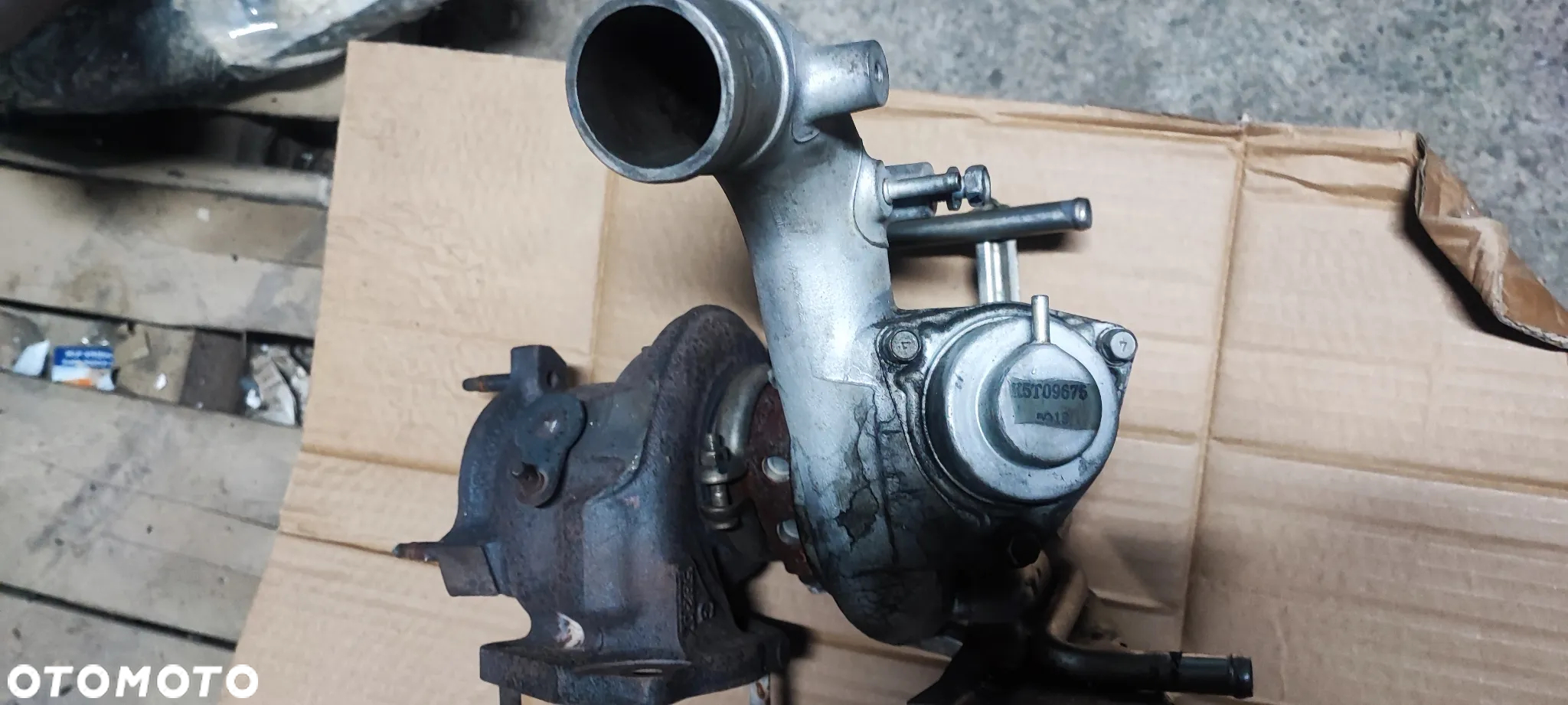 Turbosprężarka TD04-10T 8200396687 49377-07301 7701478861 2.0 Turbo Renault - 5