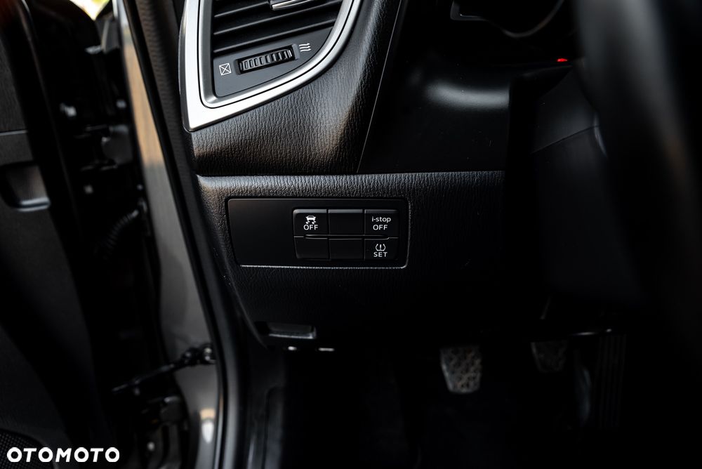 Mazda 3 SKYACTIV-G 120 Sports-Line - 28