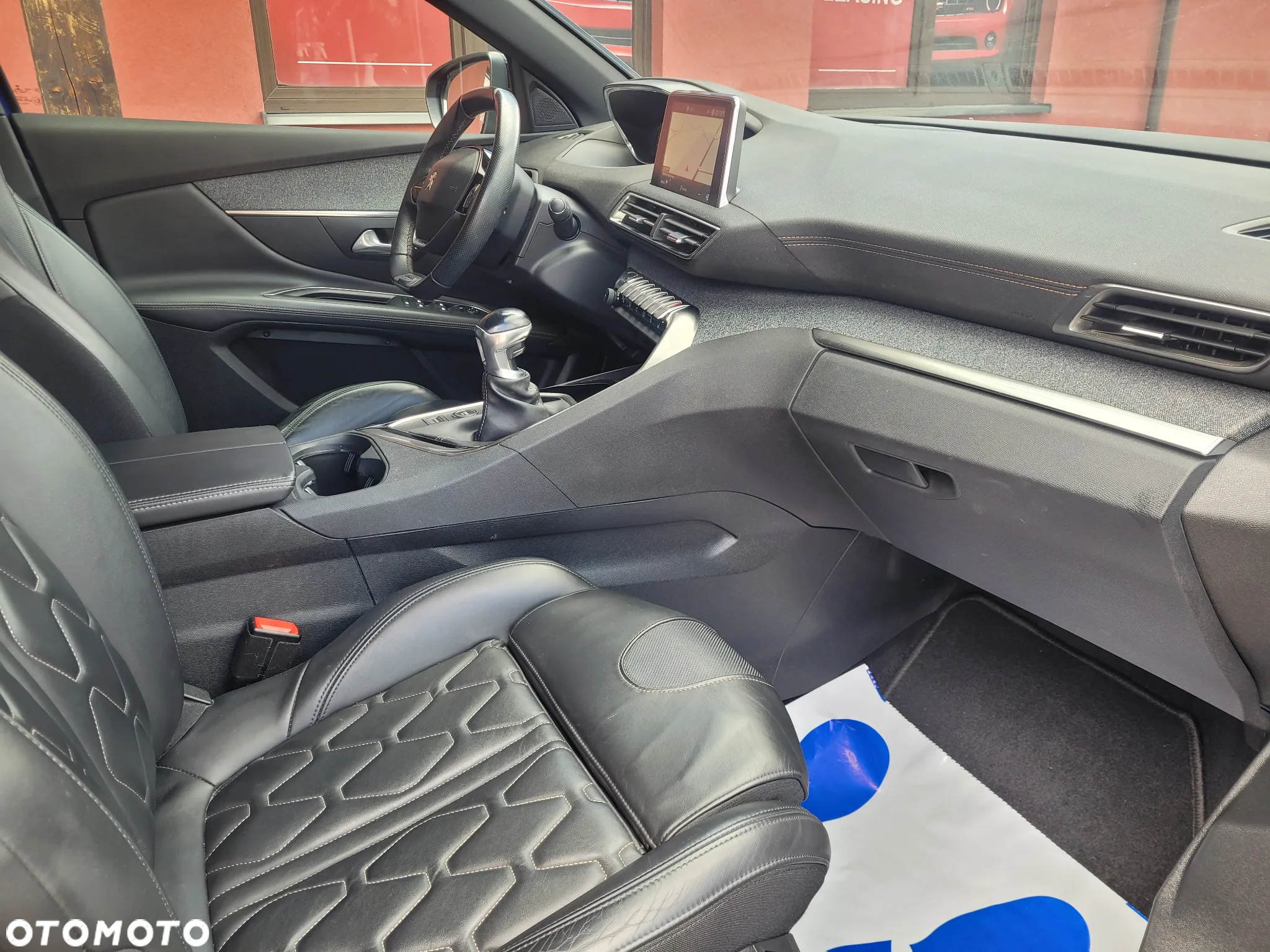 Peugeot 3008 1.2 PureTech GT S&S - 11