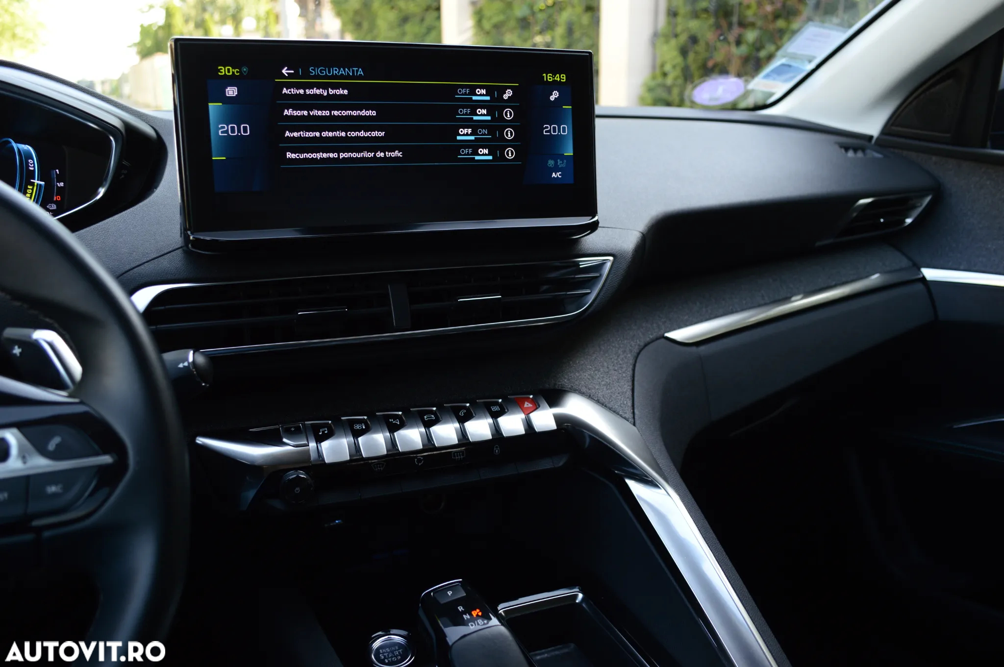 Peugeot 3008 PHEV EAT8 Allure - 28