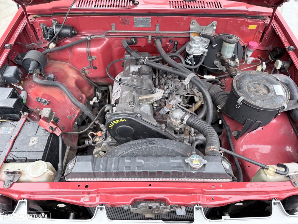 Toyota Hilux 2.4 D LN56L - 13