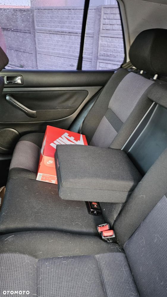 Volkswagen Golf 1.4 Basis - 3