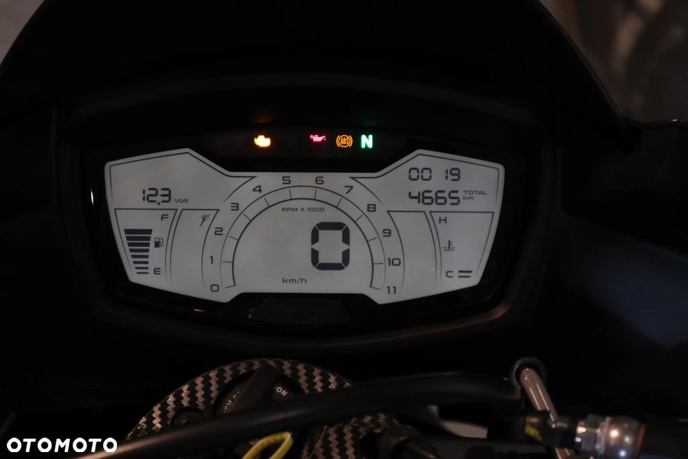 Aprilia Tuono - 14