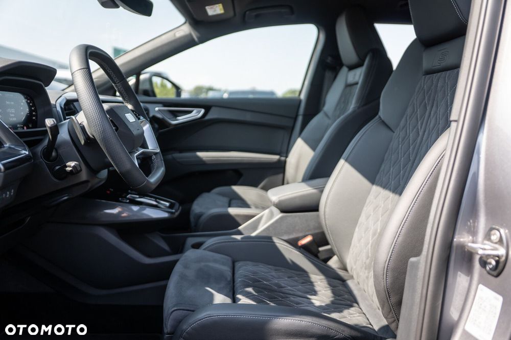 Audi Q4 e-tron - 15