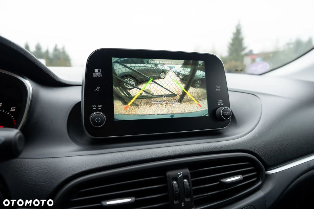 Fiat Tipo 1.4 T-Jet Business Line - 16