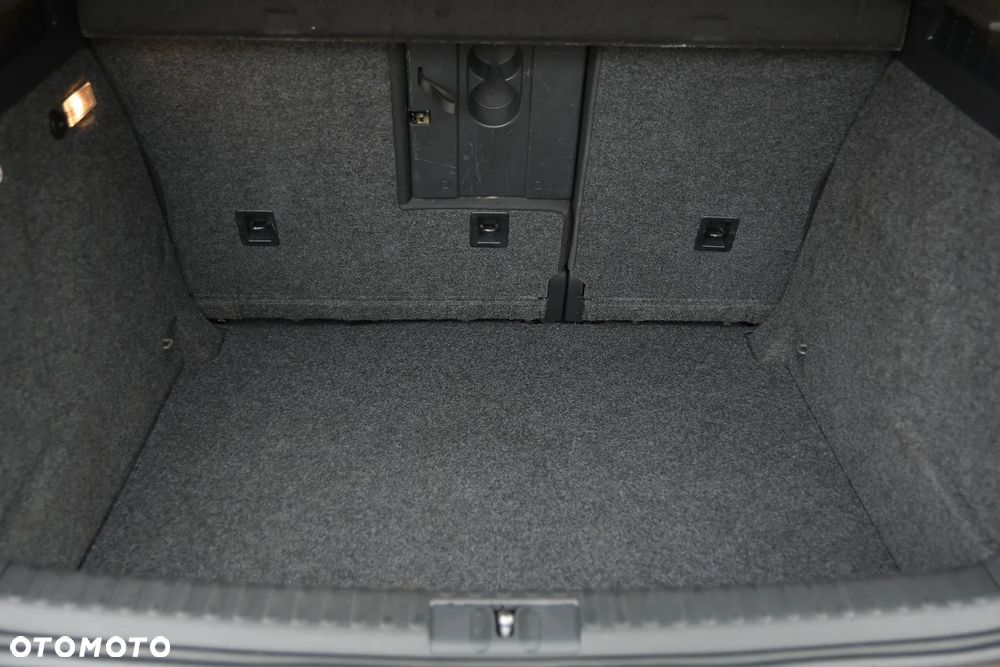 Volkswagen Tiguan 2.0 TDI DPF 4Motion DSG Sport & Style - 20