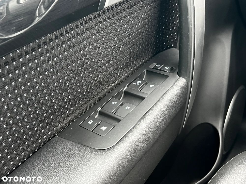 Chevrolet Captiva - 23