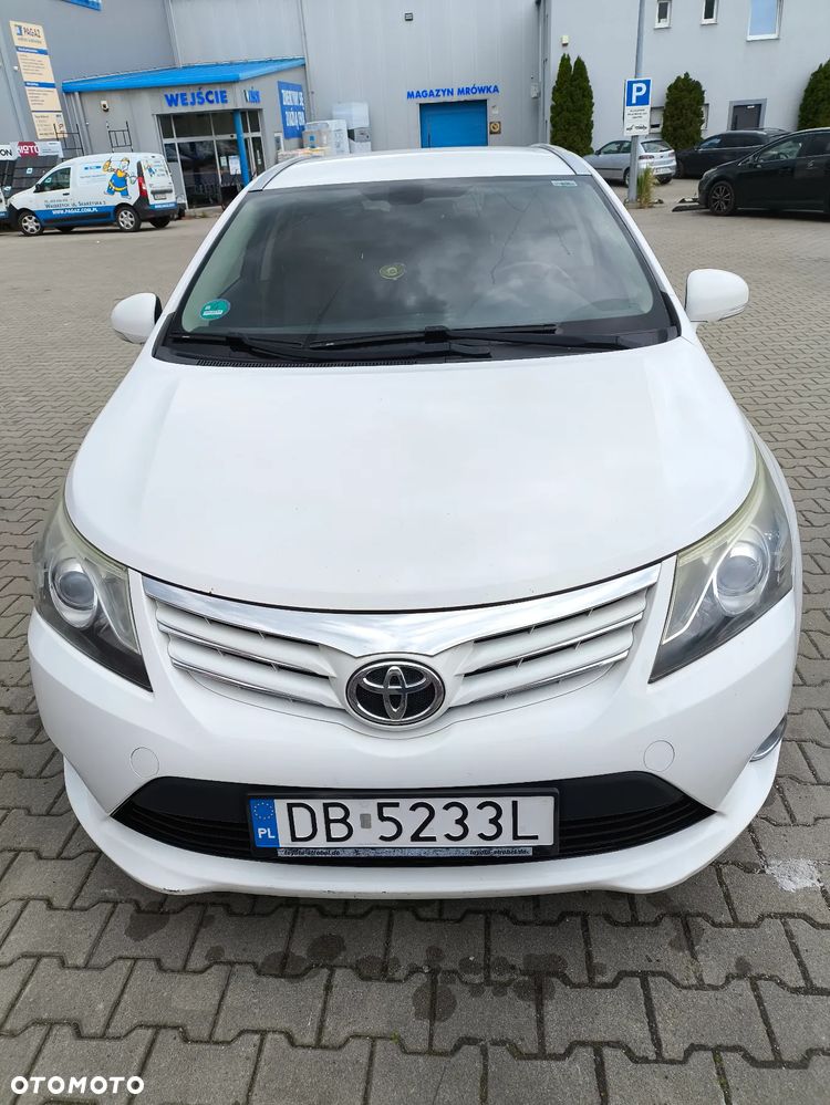 Toyota Avensis 2.0 D-4D Premium - 1