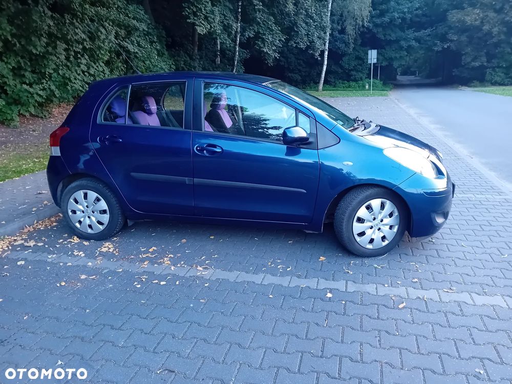 Toyota Yaris 1.33 VVT-i Sol - 3