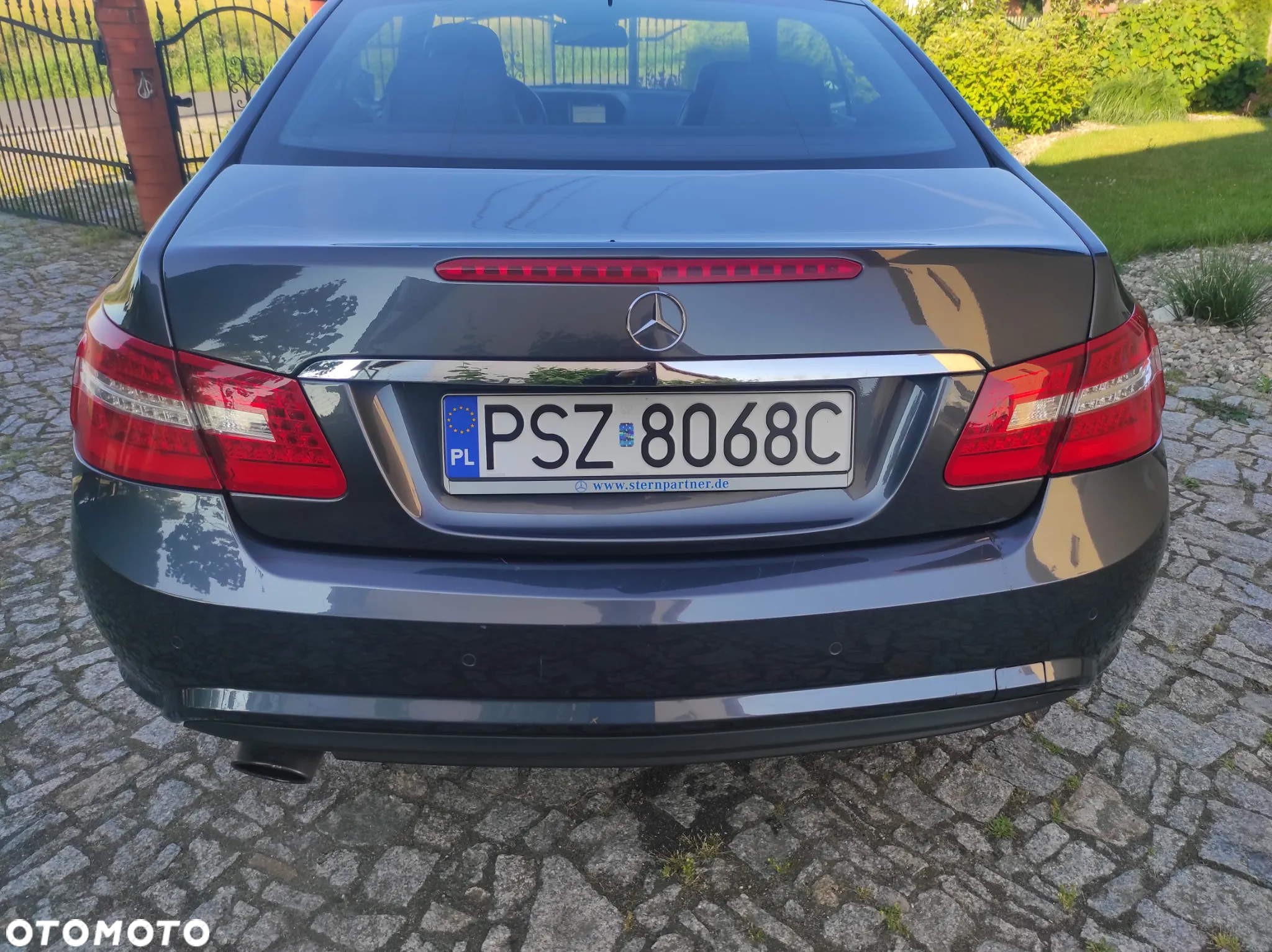 Mercedes-Benz Klasa E 200 CGI BlueEffICIENCY - 9