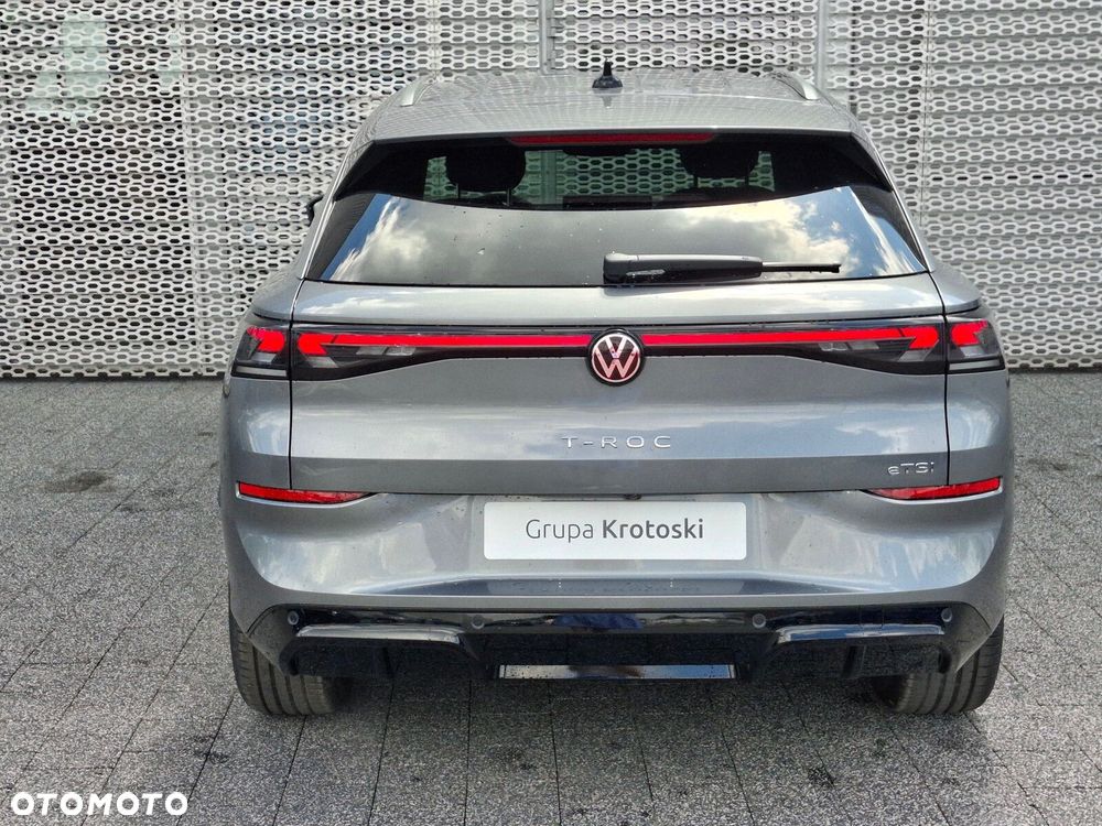 Volkswagen T-Roc 1.5 eTSI R-Line DSG - 8