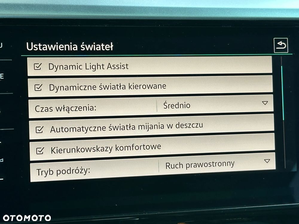 Volkswagen Arteon 2.0 TSI DSG R-Line Edition - 25