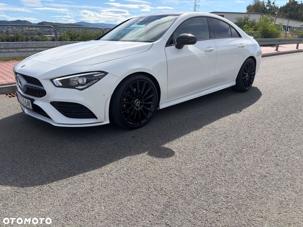Mercedes-Benz CLA 180 7G-DCT AMG Line - 2