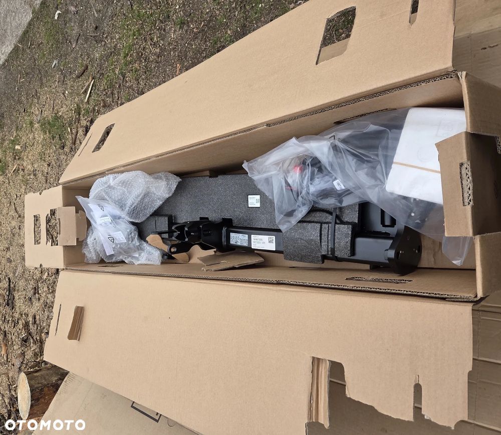 Hak holowniczy Opel Astra L OV51 Peugeot 308 III P51 1669672280 9834882780 - 1