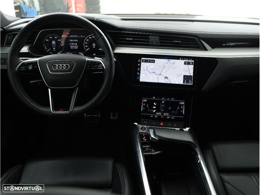 Audi Q8 e-tron 50 quattro S line — fotografia 17