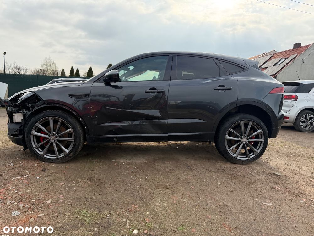 Jaguar E-Pace P300 AWD R-Dynamic HSE - 16