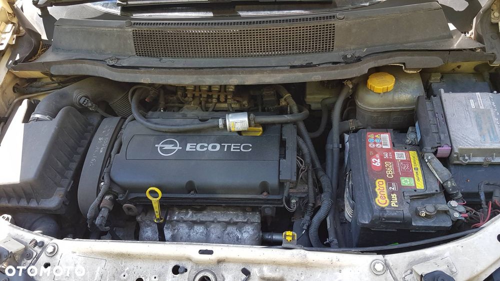 Opel Zafira 1.8 - 8