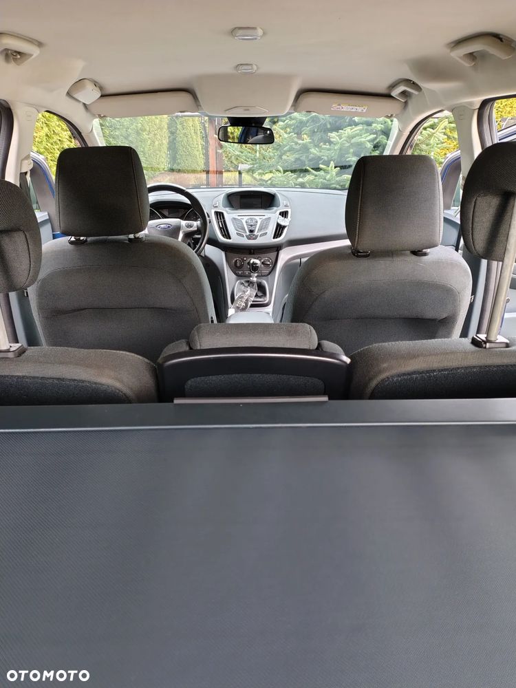 Ford Grand C-MAX - 16