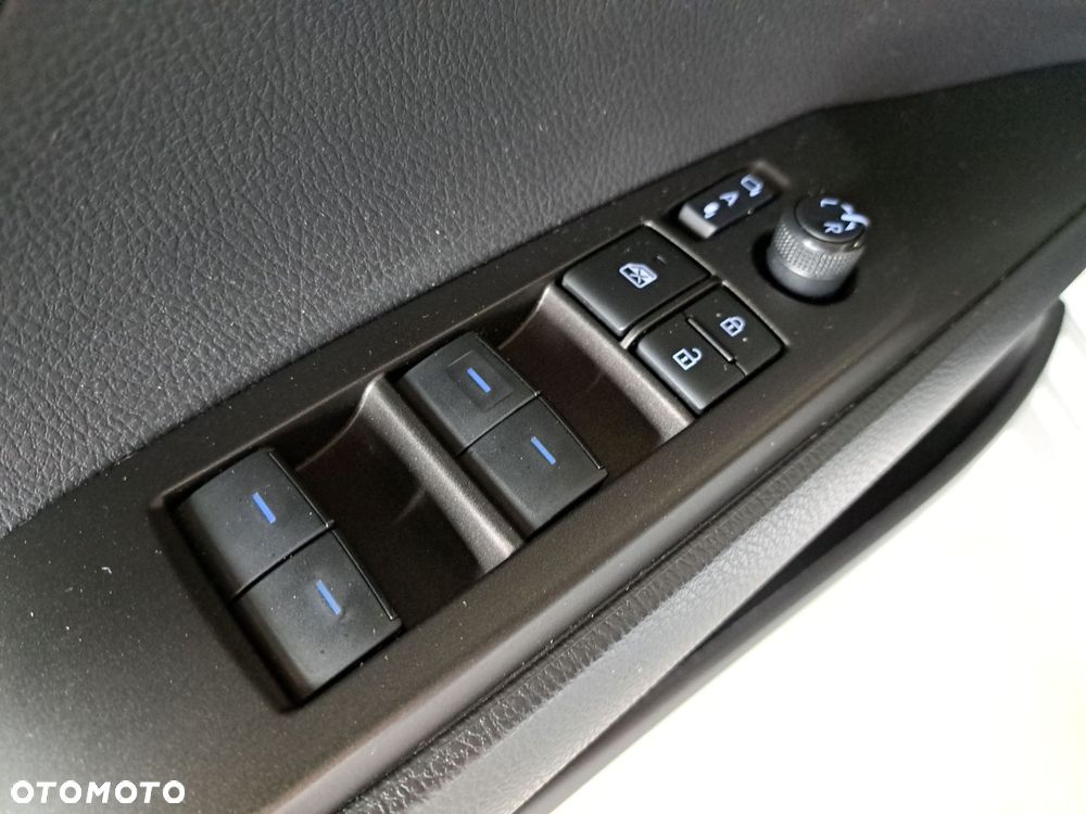 Toyota Camry 2.5 Hybrid Comfort CVT - 36