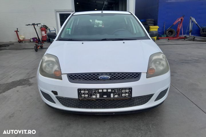 Punte spate Ford Fiesta 5 [2001 - 2007] Hatchback 5-usi 1.3 MT (60 hp - 7