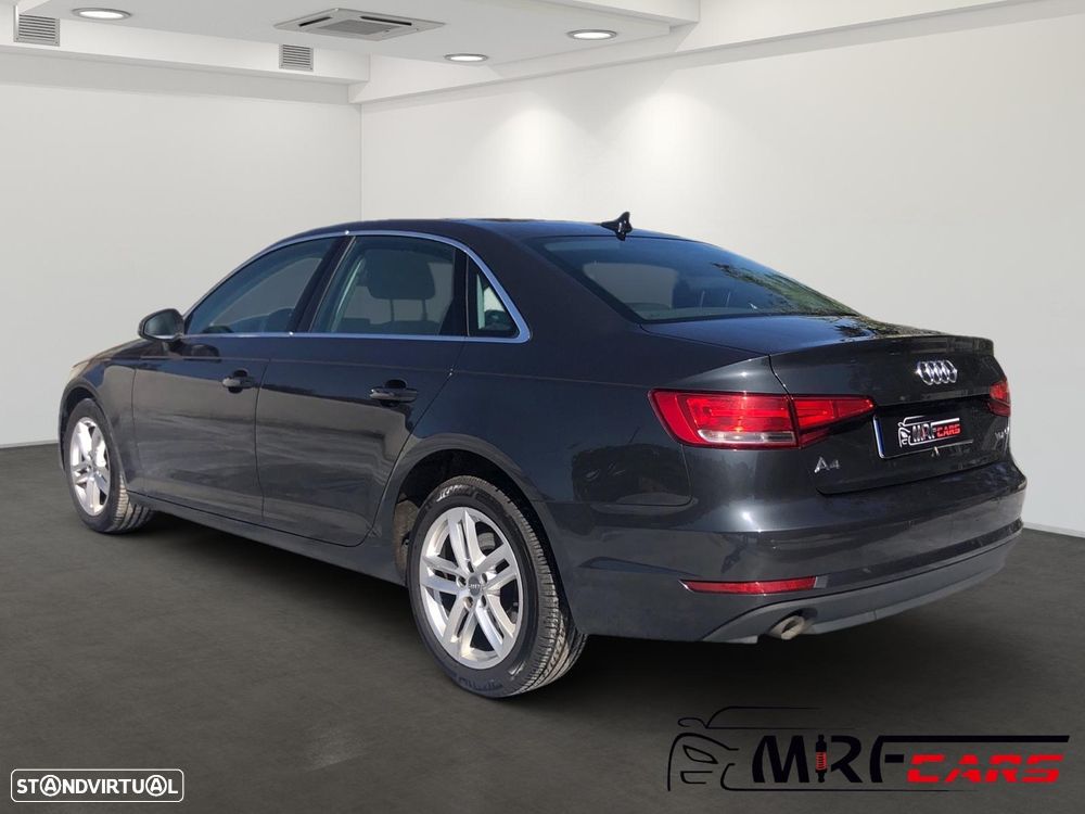 Audi A4 2.0 TDI Design S tronic - 4