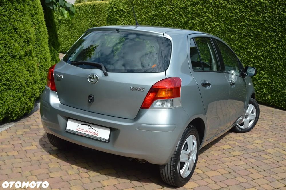 Toyota Yaris - 2