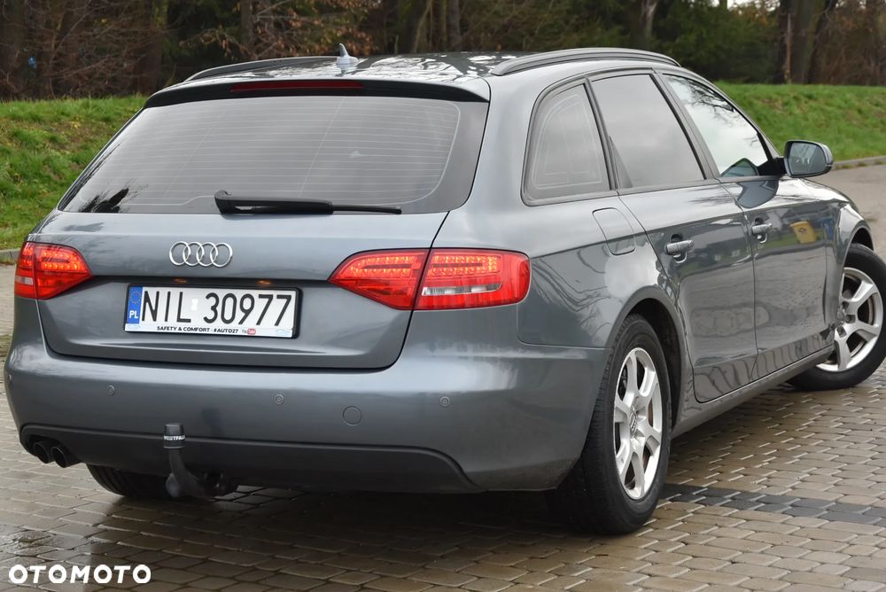 Audi A4 Avant 2.0 TDI ultra DPF Attraction - 29