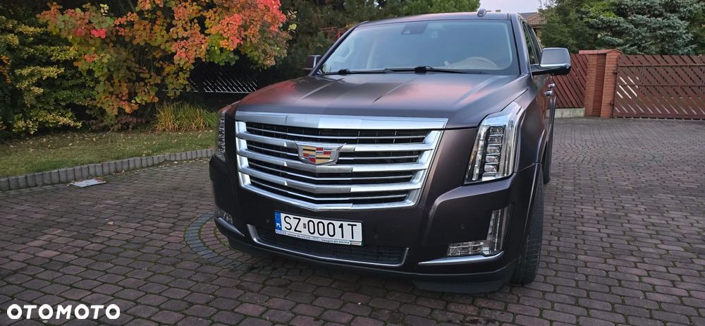Cadillac Escalade - 9