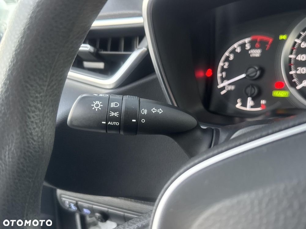 Toyota Corolla 1.8 Hybrid Active - 20