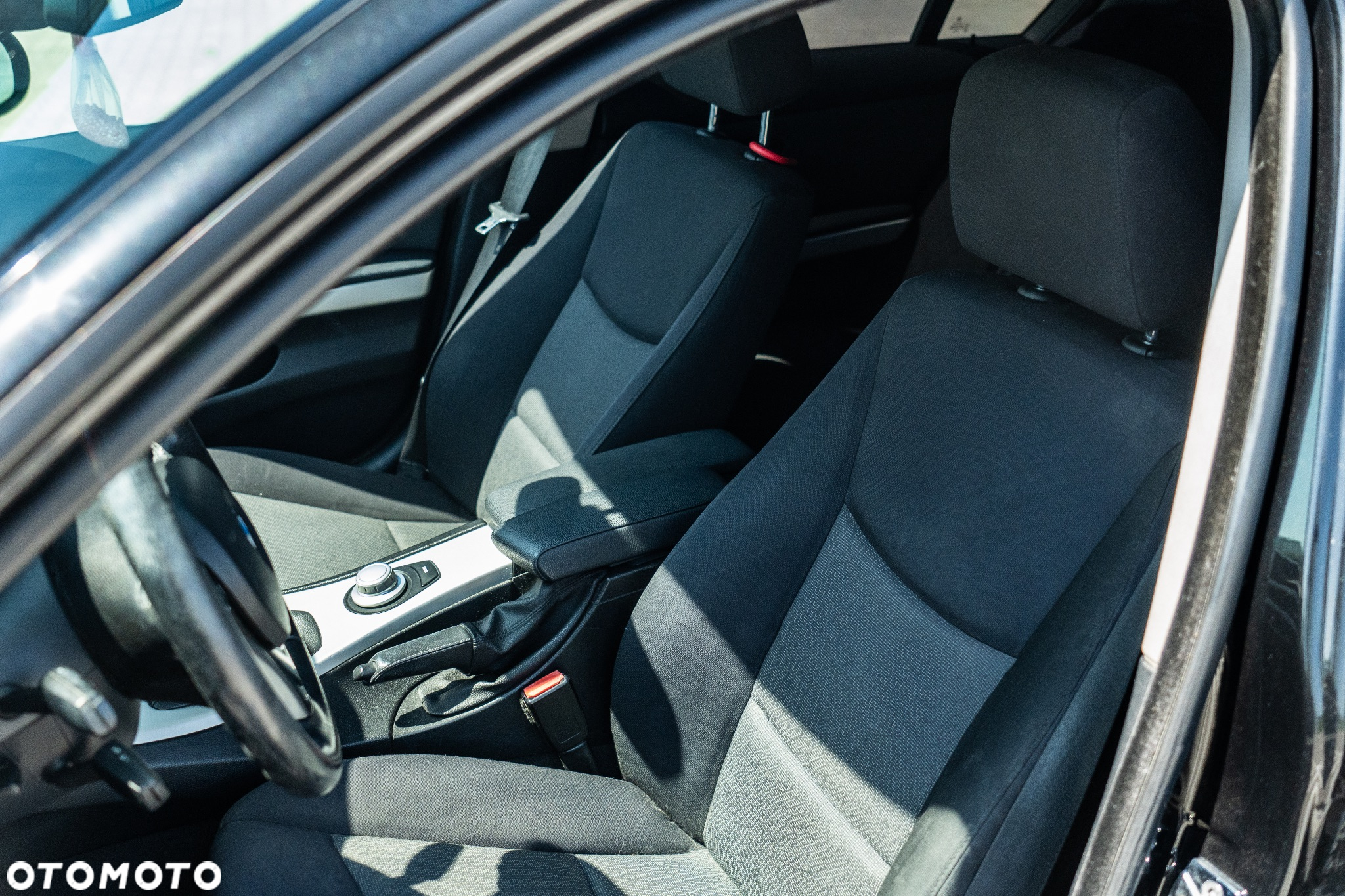BMW Seria 3 318d - 18