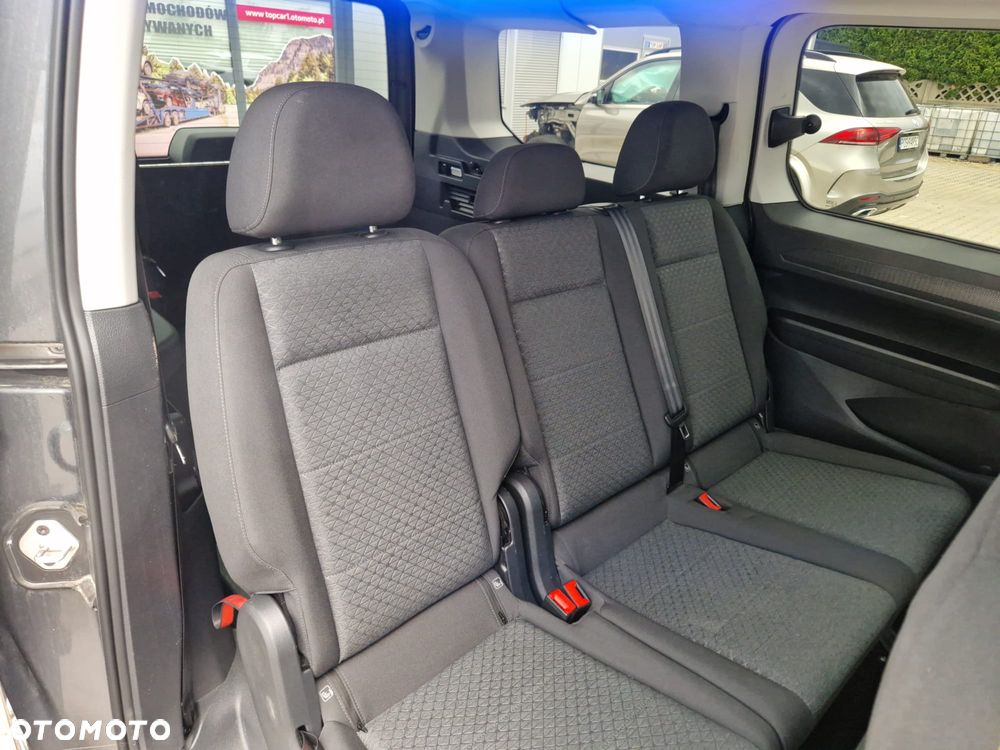 Ford Tourneo Connect Grand - 26