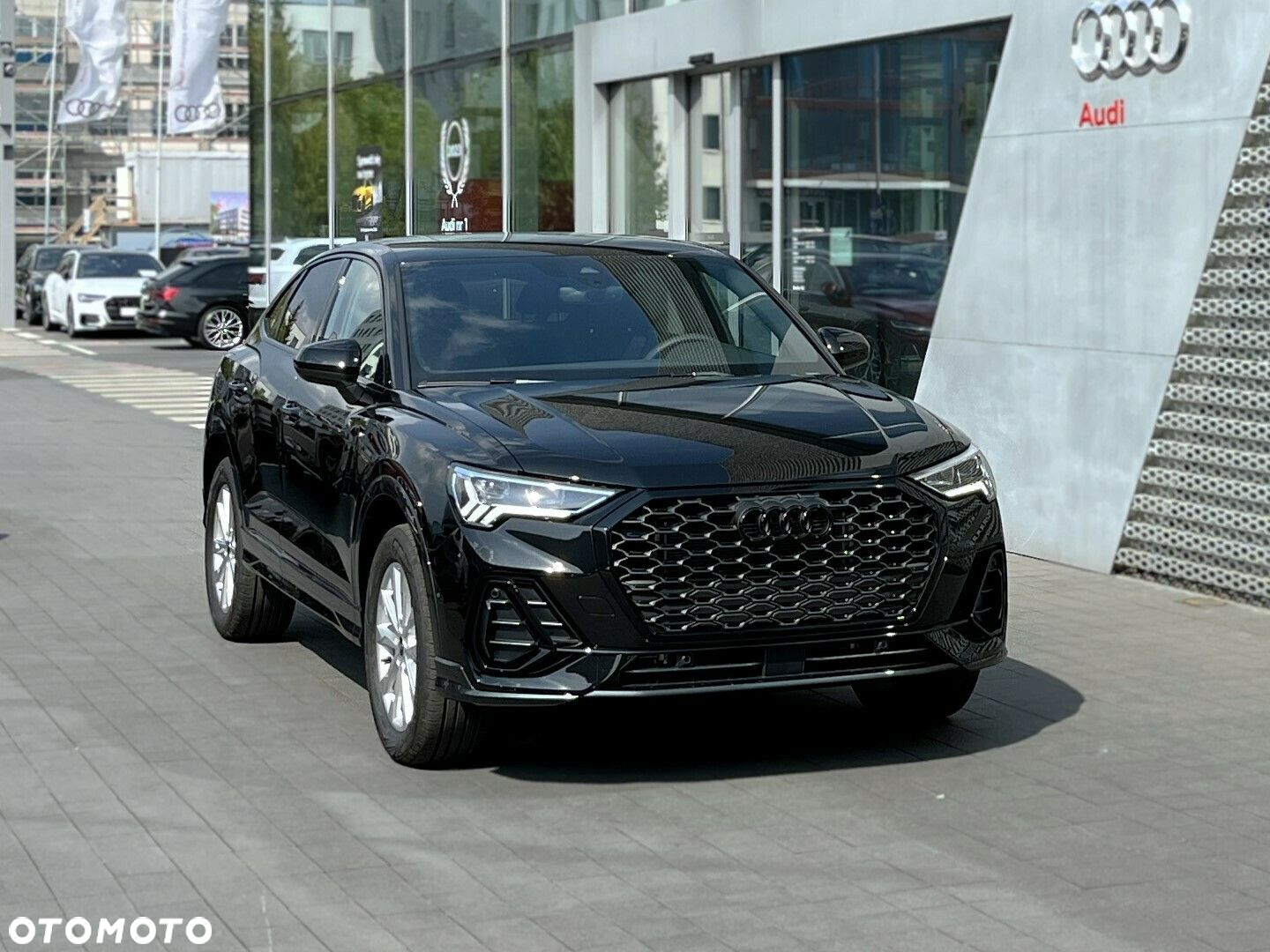 Audi Q3 Sportback - 8