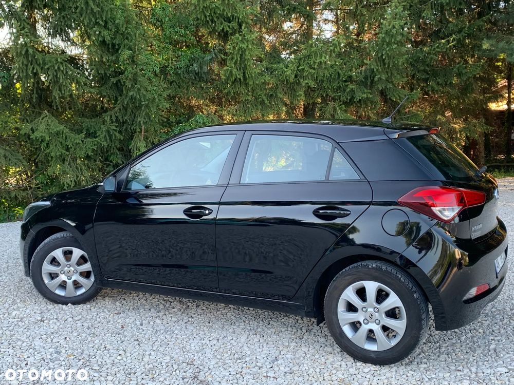 Hyundai i20 1.2 Fifa World Cup Edition - 7