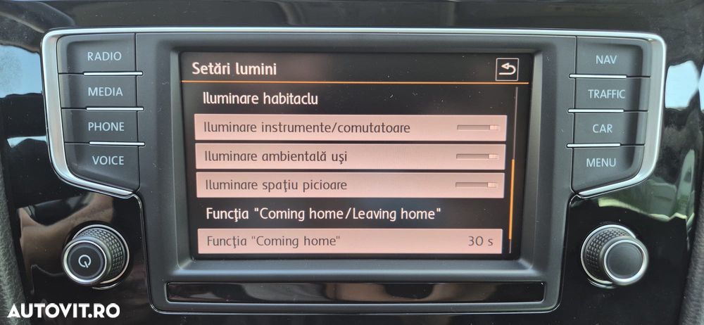 Volkswagen Golf 1.4 TSI Highline - 24