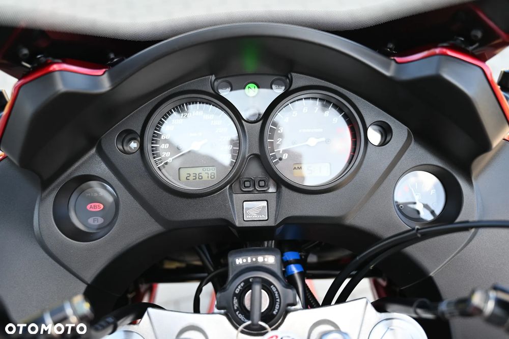 Honda CBF - 9