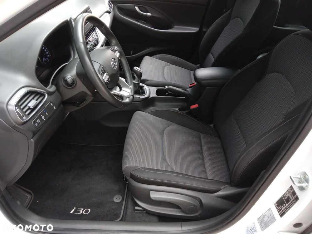 Hyundai i30 - 13