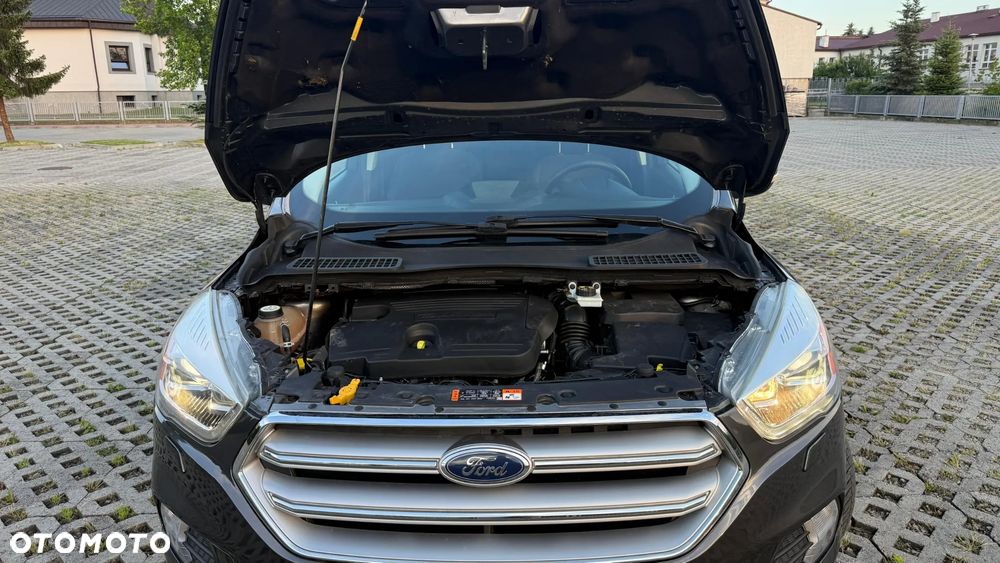 Ford Kuga 2.0 TDCi AWD Titanium - 11