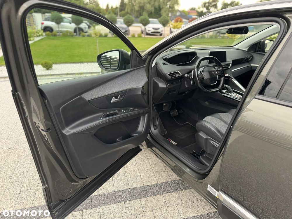 Peugeot 3008 BlueHDi 130 Stop & Start EAT8 Allure - 19