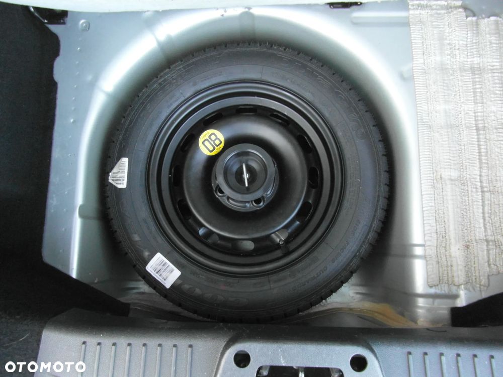 Ford Fiesta 1.25 Celebration - 9