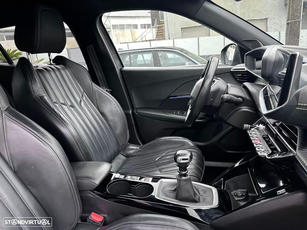 Peugeot 2008 1.2 PureTech GT - 50