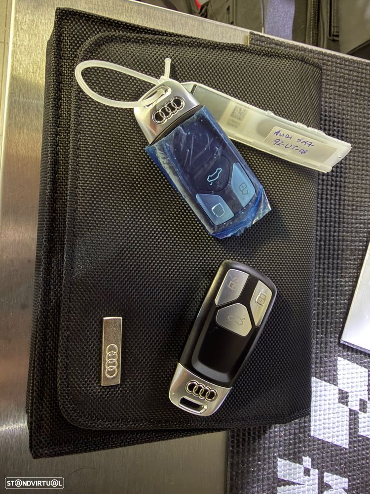 Audi SQ7 4.0 TDI V8 quattro Tiptronic 7L - 60