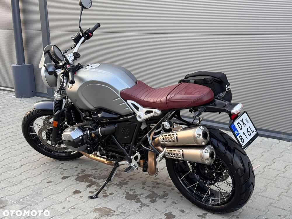 BMW R - 1