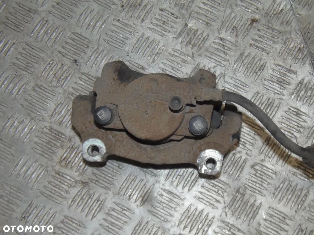 VOLVO S60 II LIFT 2.0 ZACISK HAMULCOWY PRAWY PRZEDNI PRZÓD - 1