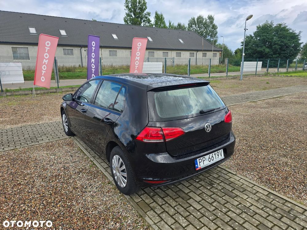 Volkswagen Golf 1.2 TSI BMT Trendline - 11