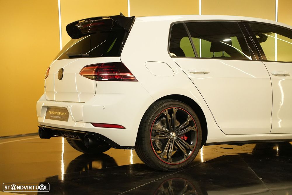 VW Golf 2.0 TSI GTI DSG - 12