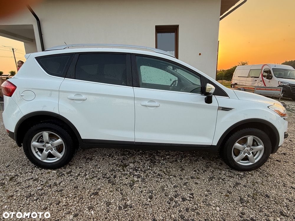 Ford Kuga 2.0 TDCi 4x4 Titanium - 5