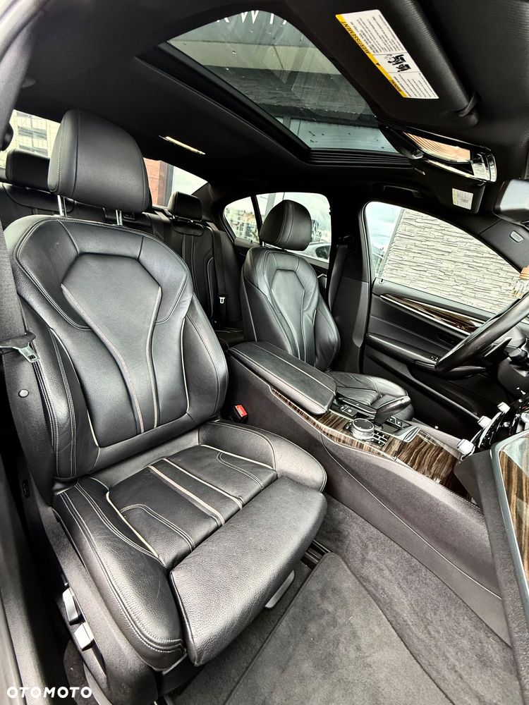 BMW Seria 5 530i M Sport sport - 12