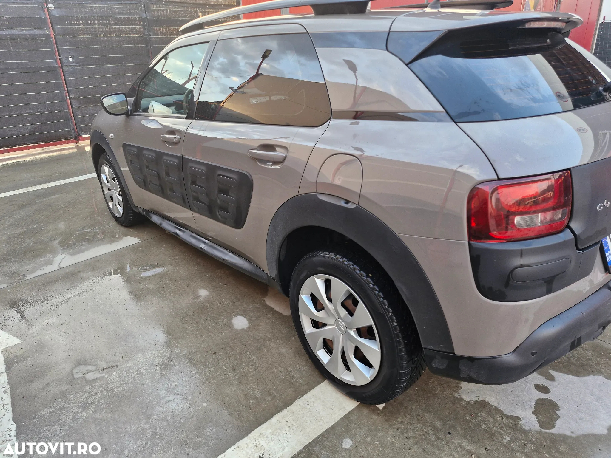 Citroën C4 Cactus - 9