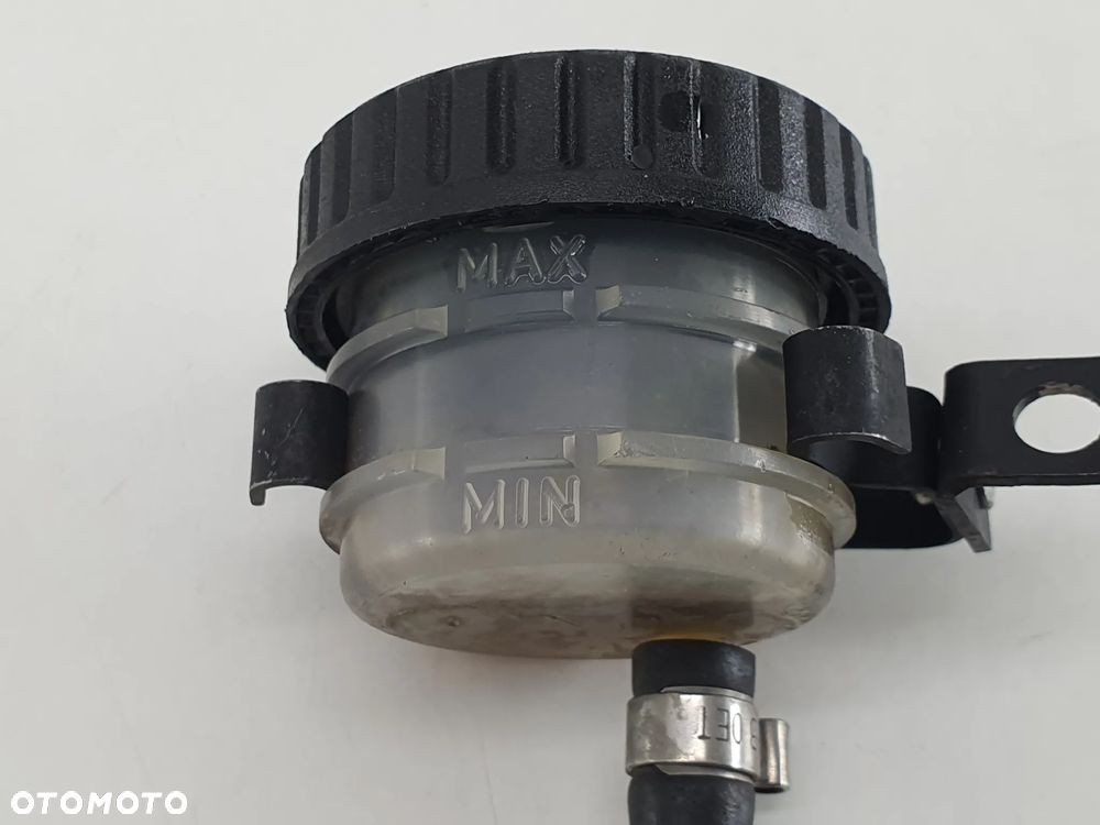 POMPA HAMULCA TYL ZBIORNICZEK   BMW R NINE T BMW R NINET 1200 - 11