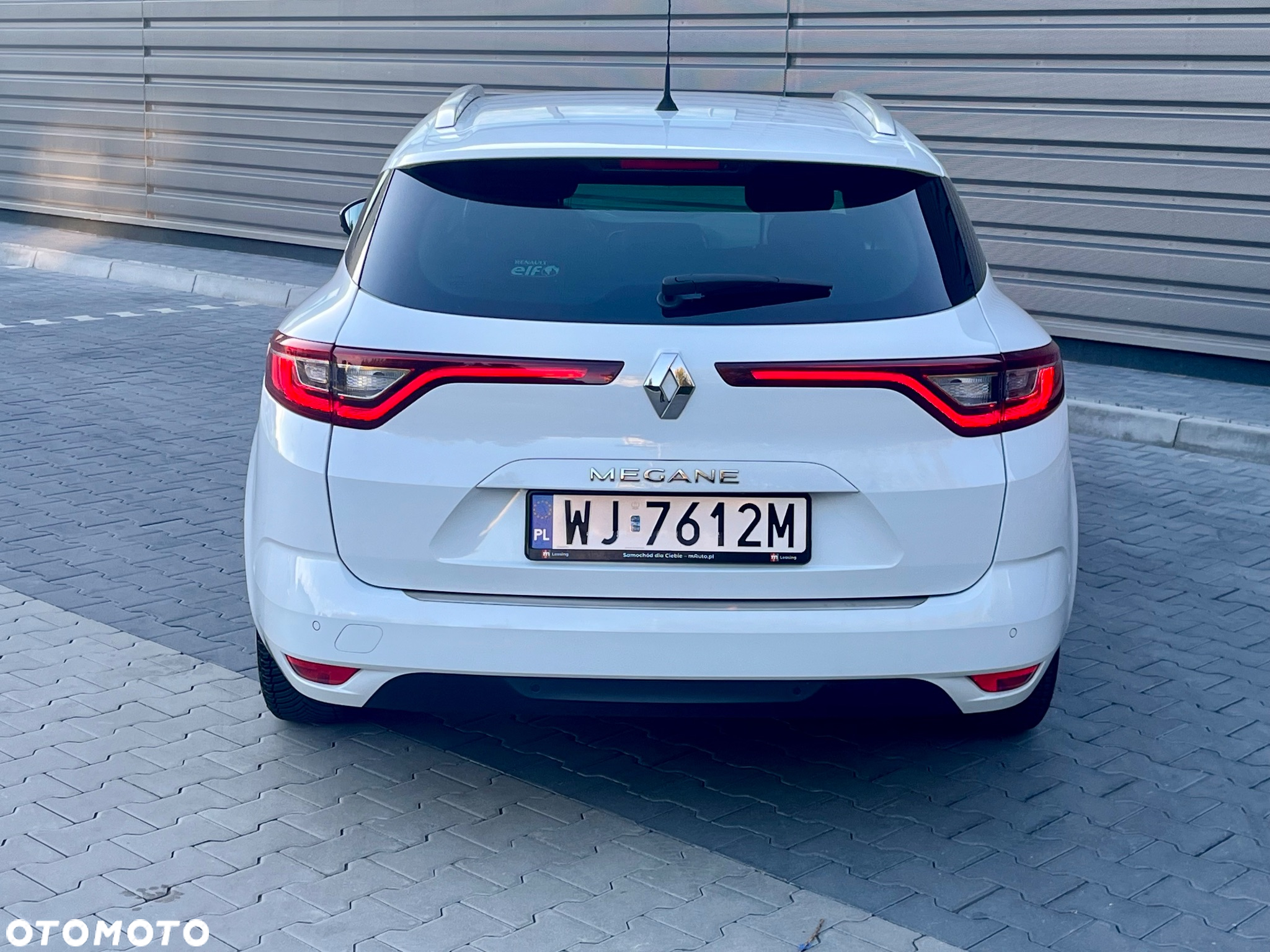 Renault Megane 1.5 Blue dCi Limited - 10
